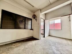 Yio Chu Kang Road (D19), Shop House #605344961